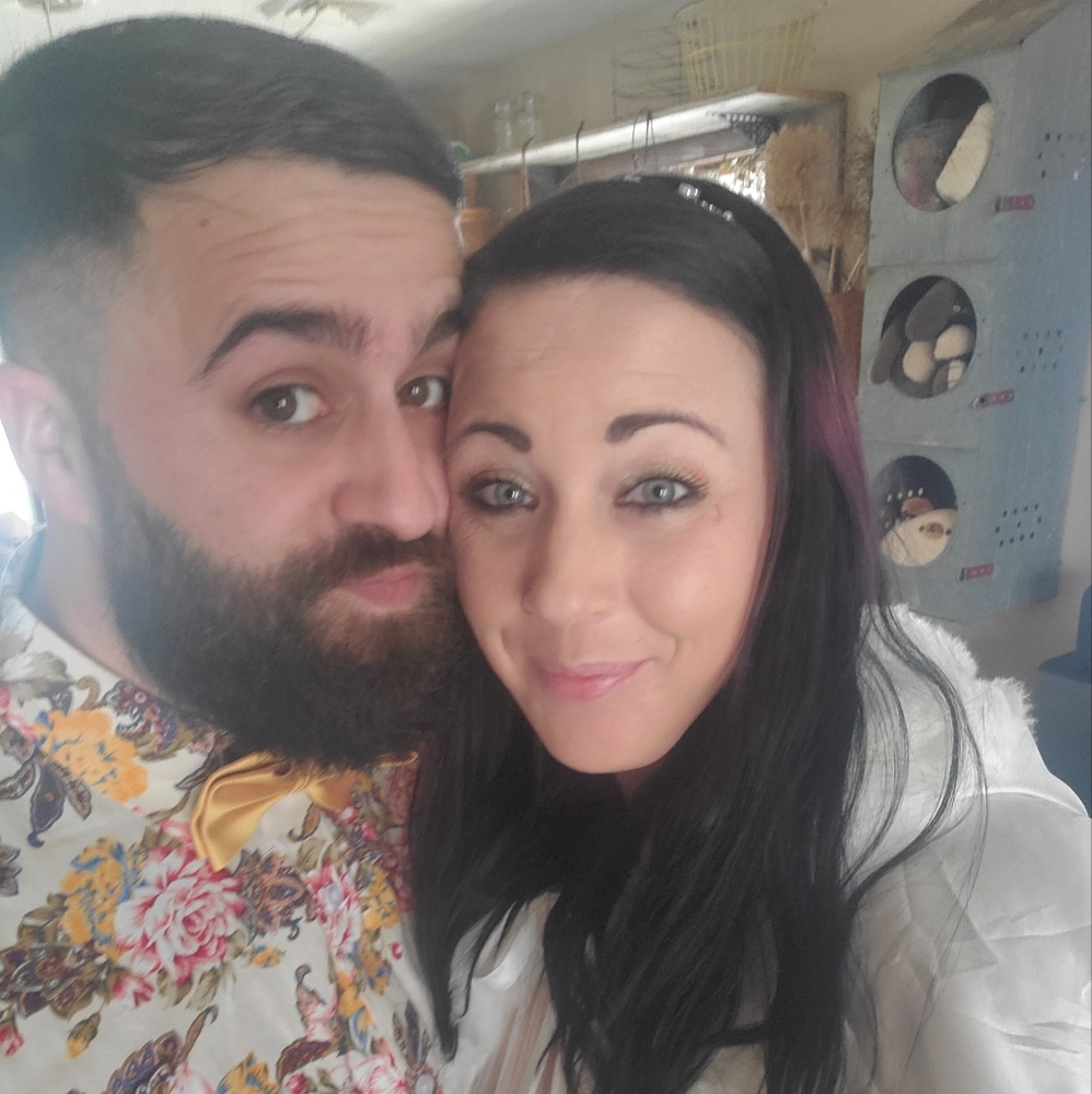 Meet your Posher, Crystal